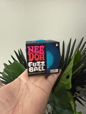 VIRAL NeeDoh Fuzz Ball Velvet Squeeze - BLUE